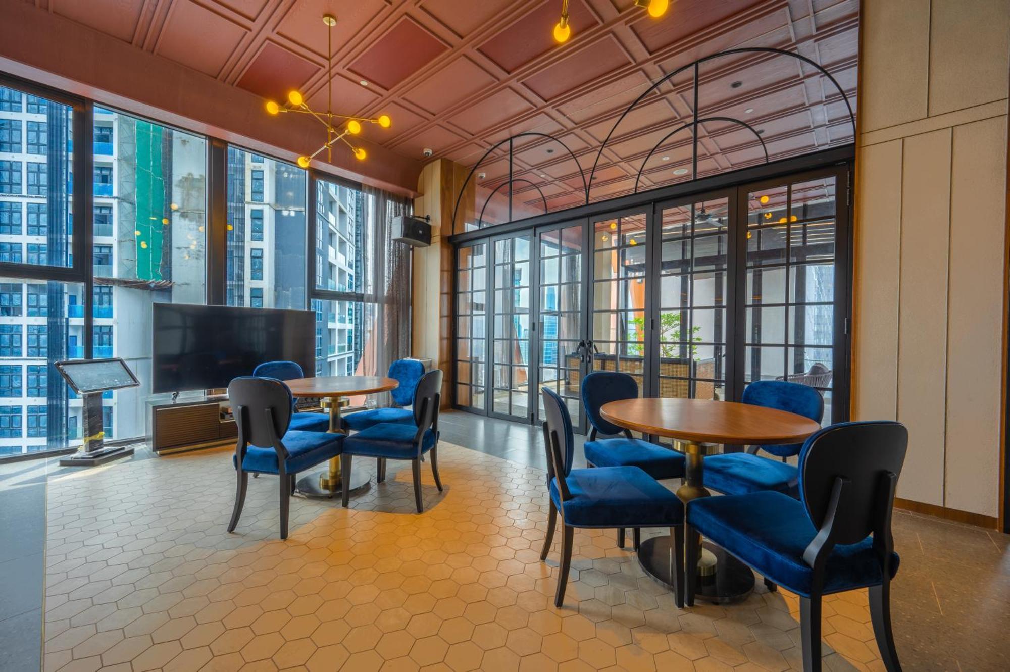 Greystone Scarletz Suites Куала Лумпур Екстериор снимка