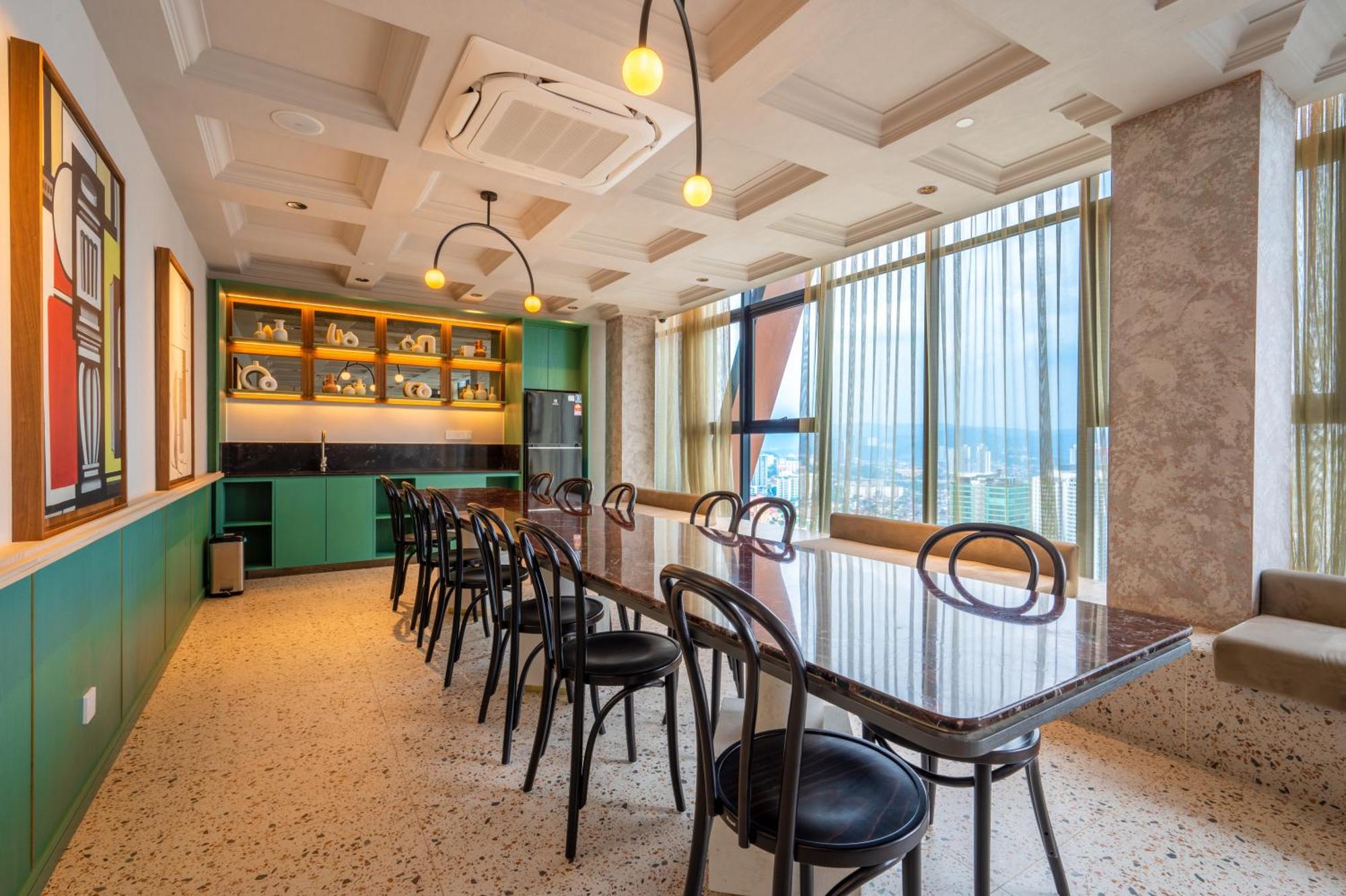 Greystone Scarletz Suites Куала Лумпур Екстериор снимка